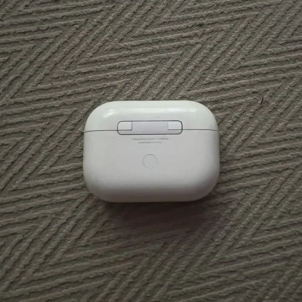 Authentic Apple AirPods Pro 1st Generation Oem Wireless Charging Case Earbuds